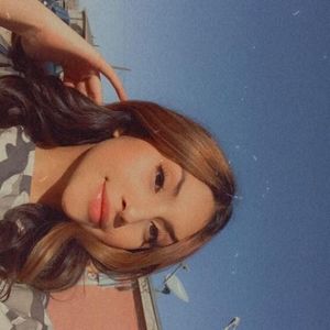 Meet your Posher, Alma